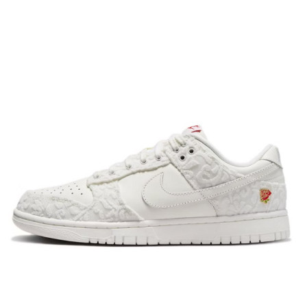 Nike Dunk Low Give Her Flowers - 1