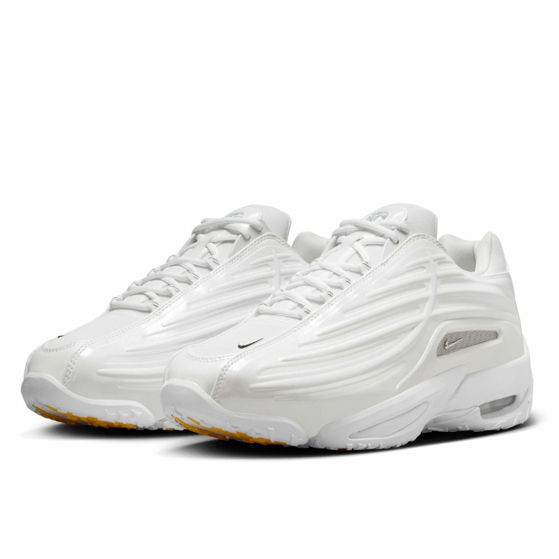 Nike Hot Step 2 Drake White/Chrome/University Gold