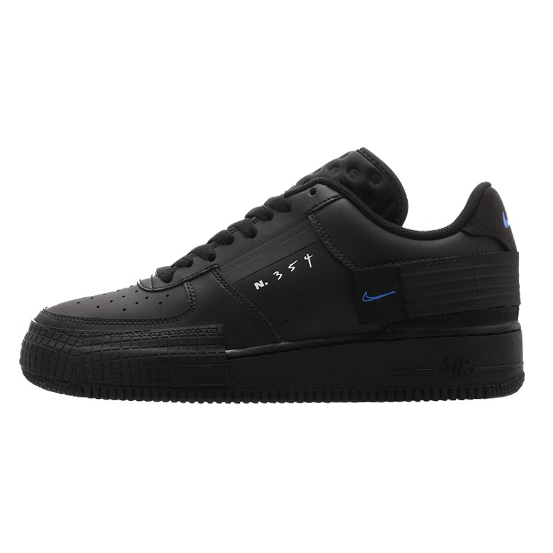 Nike Air Force 1 Drop Type Triple Black, vue de côté
