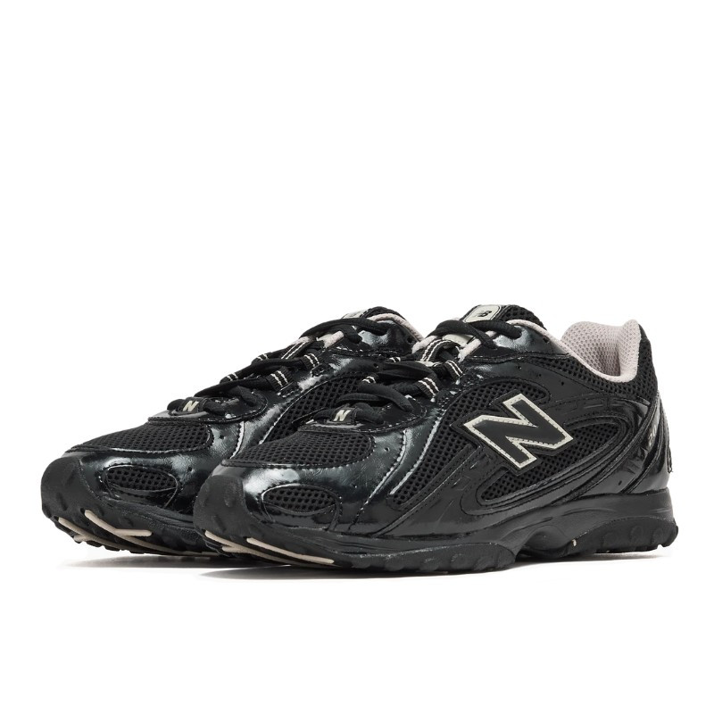 New Balance 204 Black/Timberwolf