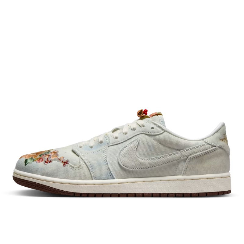 Air Jordan 1 Retro Low OG Football Grey Sail Light Chocolate