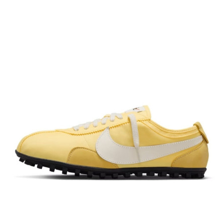 Nike Moon Shoe Soft Yellow - 1