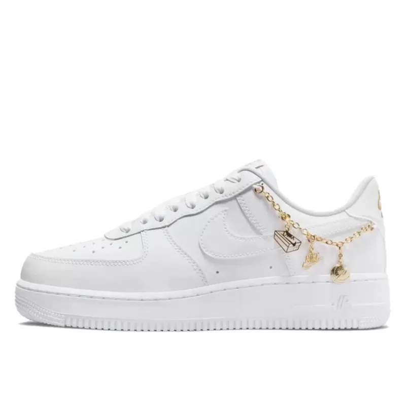 Air Force 1 Low LX Lucky...