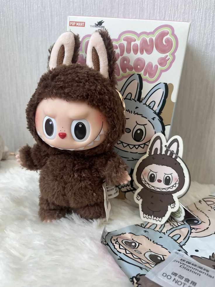 アイドル LABUBU secret Pop Mart The Monsters (Labubu) V3 Big Into Energy Vinyl Plush